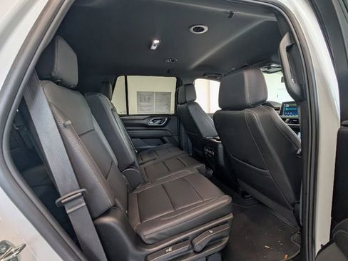 Used 2024 Chevrolet Tahoe Z71 image 15