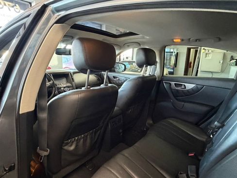 Used 2016 INFINITI QX70 2WD w/ Premium Package image 28