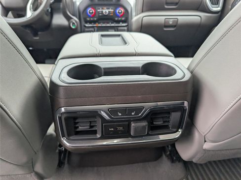 Used 2020 Chevrolet Silverado 2500 LTZ w/ Technology Package AWD/4WD image 18