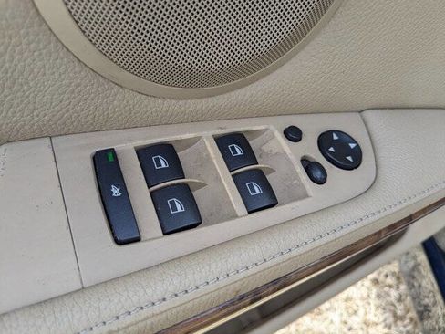 Used 2007 BMW 328xi Sedan image 14
