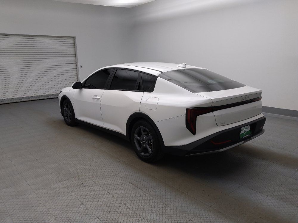 Used 2025 Kia K4 FWD image 3