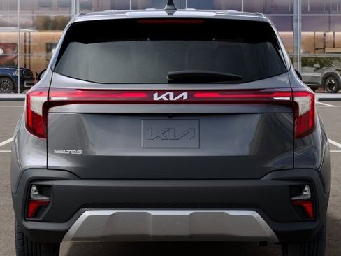 New 2026 Kia Seltos LX FWD image 16
