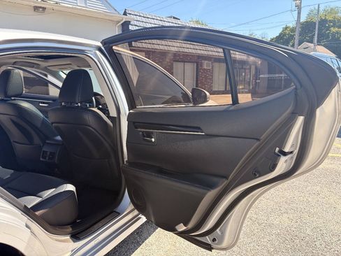 Used 2014 Lexus ES 350 FWD image 23