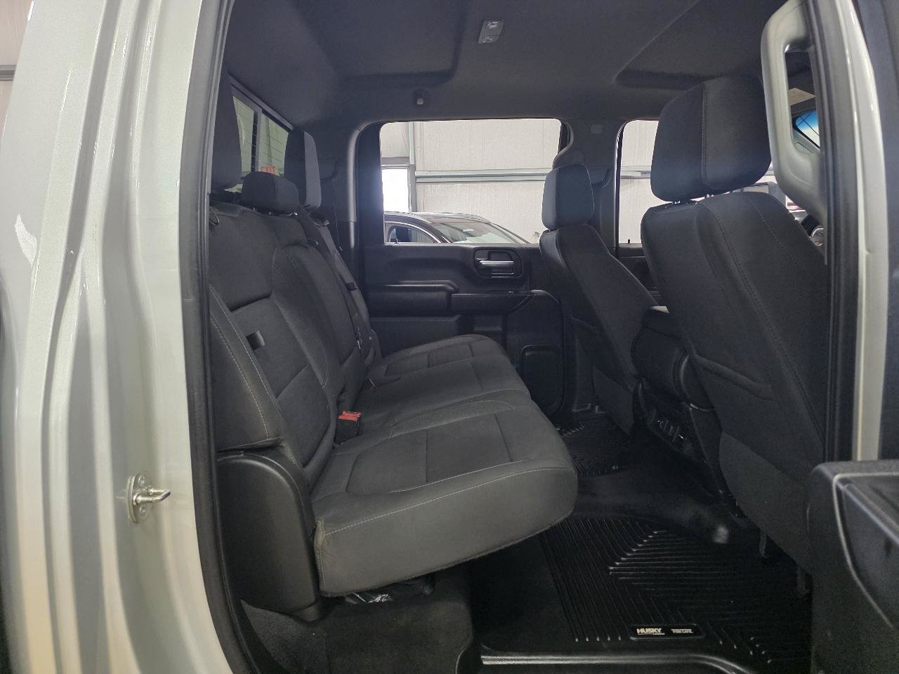 Used 2022 Chevrolet Silverado 3500 LT w/ Convenience Package AWD/4WD image 19