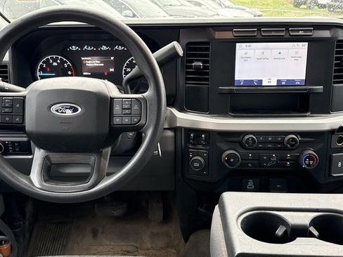 Used 2023 Ford F250 XL AWD/4WD image 6