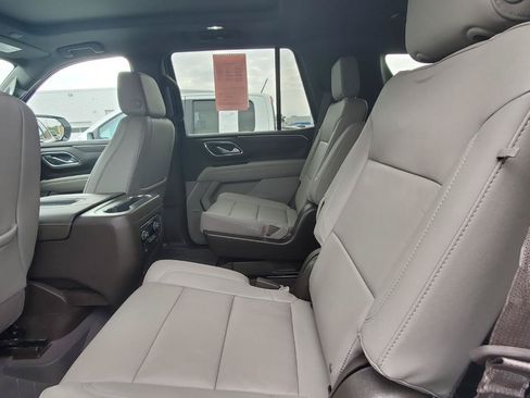 Used 2023 Chevrolet Tahoe LT w/ Luxury Package AWD/4WD image 5