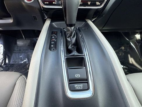 Used 2017 Honda HR-V EX-L image 34