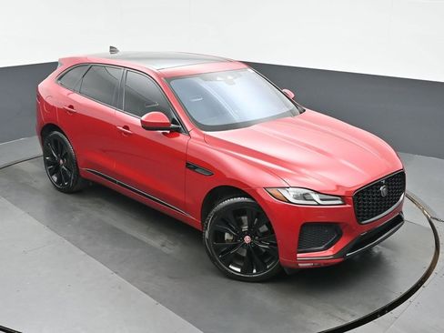 Used 2021 Jaguar F-PACE R-Dynamic S image 13