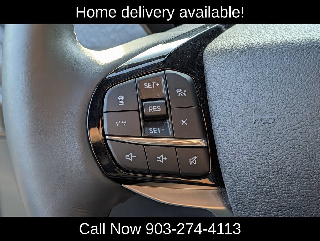 Used 2026 Ford Explorer Platinum RWD image 22