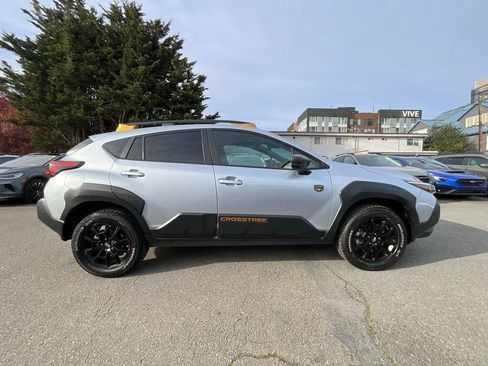Used 2024 Subaru Crosstrek 2.5i Wilderness w/ Crosstrek Mirror Package AWD/4WD image 9