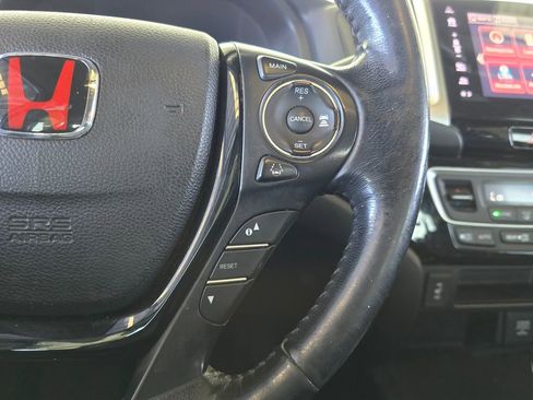 Used 2019 Honda Ridgeline RTL-E image 17