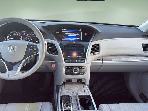 Certified 2018 Acura RLX w/Technology Pkg image 9