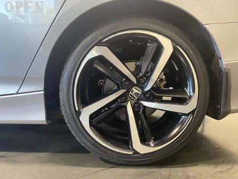 Used 2022 Honda Accord Sport image 8