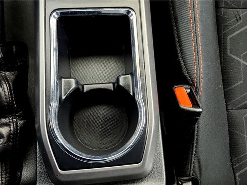 Used 2018 Toyota Tacoma TRD Off-Road w/ Technology Package AWD/4WD image 33