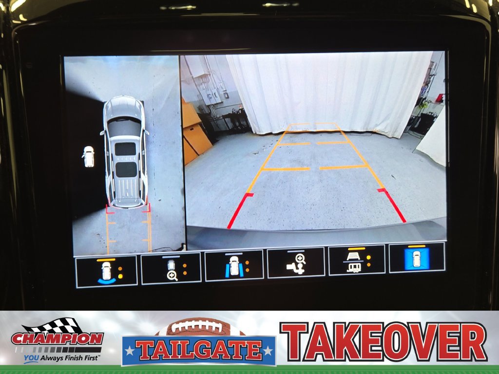 Used 2023 Chevrolet Traverse RS AWD/4WD image 26