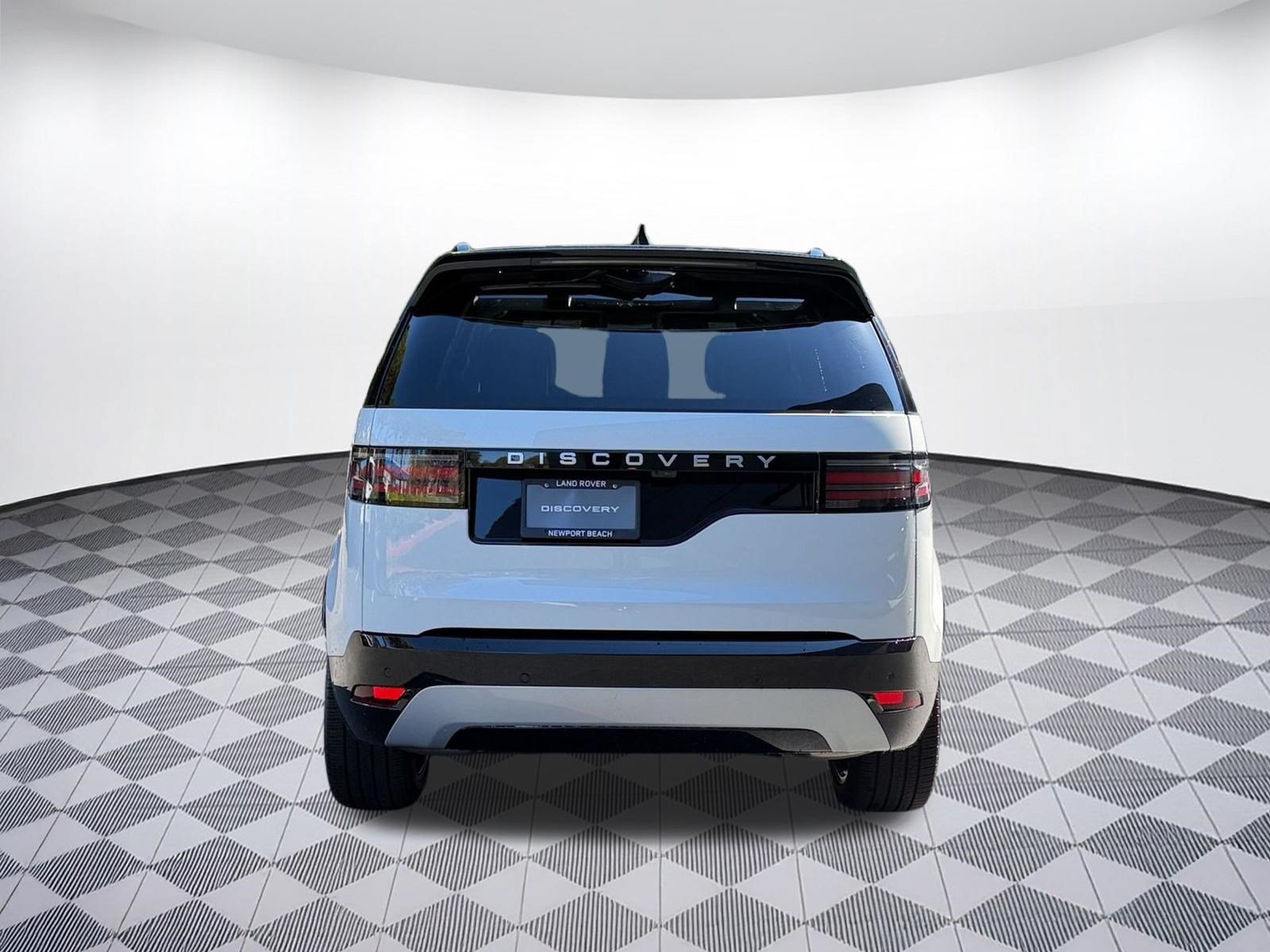 New 2026 Land Rover Discovery Limited Edition AWD/4WD image 10
