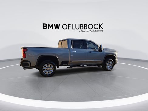 Used 2024 Chevrolet Silverado 2500 High Country w/ High Country Premium Package image 8