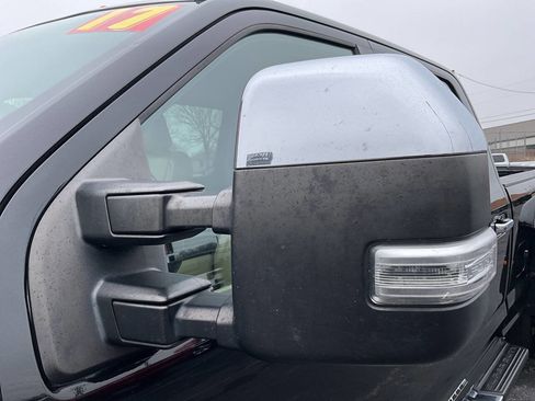 Used 2017 Ford F350 Lariat w/ Chrome Package image 28