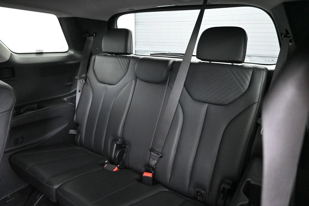 Used 2024 Hyundai Palisade SEL FWD image 18