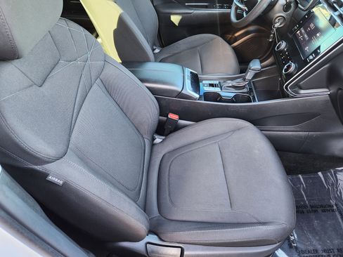 Used 2022 Hyundai Tucson SE image 10