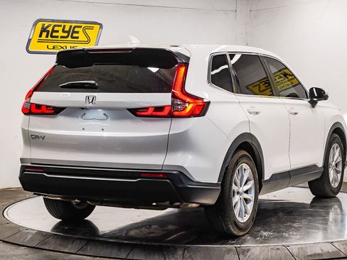 Used 2023 Honda CR-V EX-L image 4