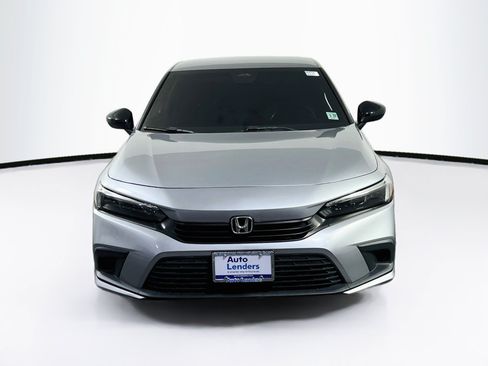 Used 2022 Honda Civic Sport image 2