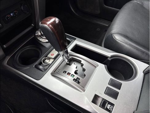 Used 2016 Toyota 4Runner Limited image 31