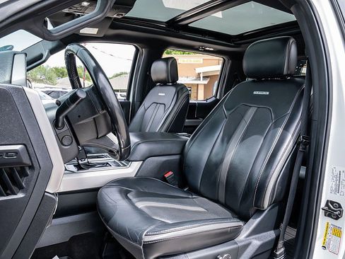 Used 2020 Ford F150 Platinum w/ Equipment Group 701A Luxury AWD/4WD image 14