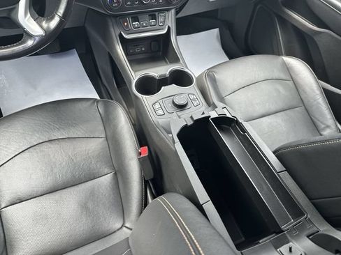 Used 2018 GMC Terrain SLT AWD/4WD image 22