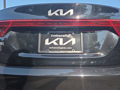Used 2023 Kia Forte LXS FWD image 39