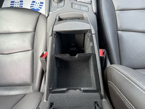 Certified 2021 Cadillac XT5 Premium Luxury w/ LPO, Floor Liner Package image 27