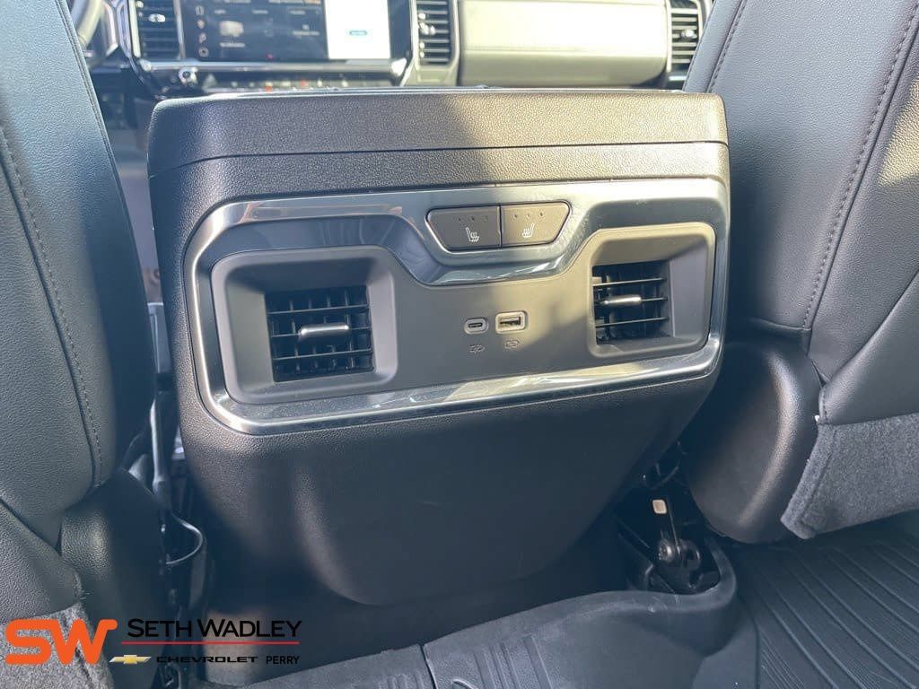 New 2025 GMC Sierra 2500 SLT w/ SLT Premium Package AWD/4WD image 30