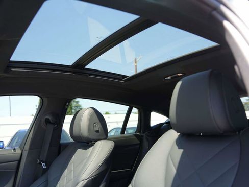 Used 2025 BMW X6 xDrive40i w/ Premium Package AWD/4WD image 16