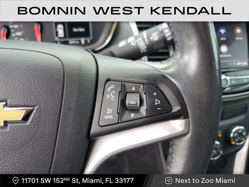 Used 2022 Chevrolet Trax LT w/ LT Convenience Package image 29