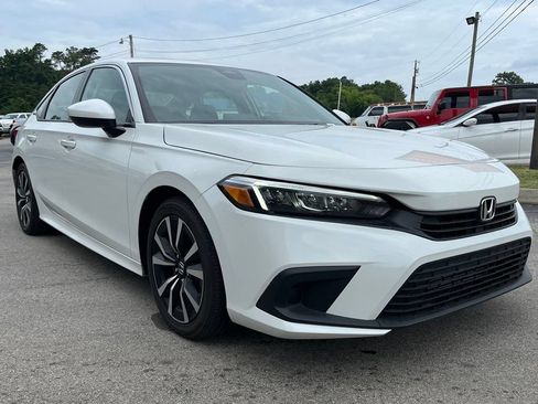 Used 2023 Honda Civic EX image 2