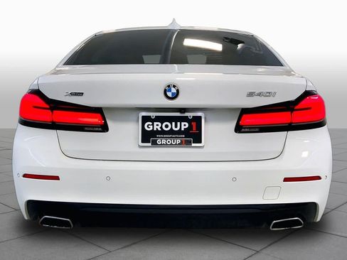 Used 2022 BMW 540i xDrive w/ Premium Package AWD/4WD image 4