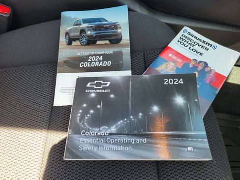 Certified 2024 Chevrolet Colorado LT w/ LT Convenience Package II RWD image 49