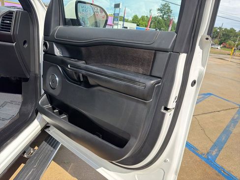 Used 2021 Ford Expedition Limited AWD/4WD image 71