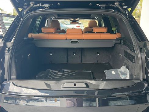 New 2026 BMW X5 xDrive50e image 32