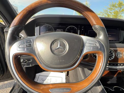Used 2014 Mercedes-Benz S 550 Sedan w/ Sport Package Plus One image 12