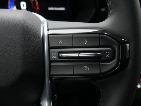 New 2026 Chevrolet Colorado LT image 13