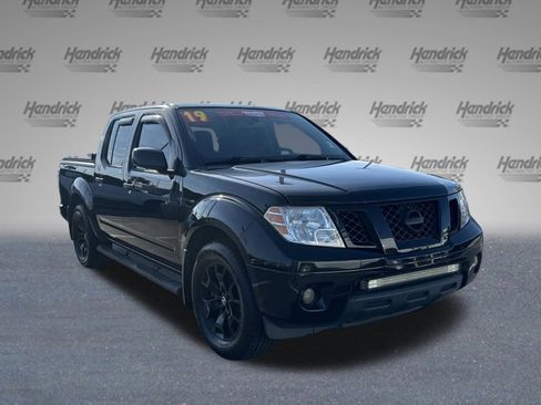 Used 2019 Nissan Frontier SV w/ Value Truck Package image 2