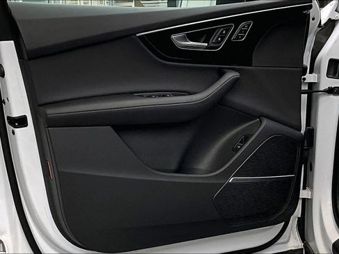 Used 2023 Audi Q7 2.0T Premium Plus w/ Premium Plus Package image 21