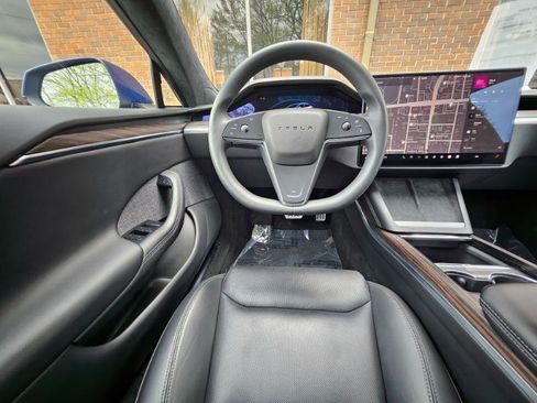 Used 2023 Tesla Model S AWD/4WD image 4