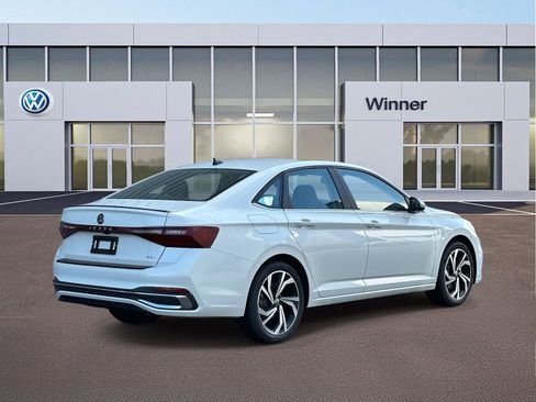 New 2026 Volkswagen Jetta SEL image 5