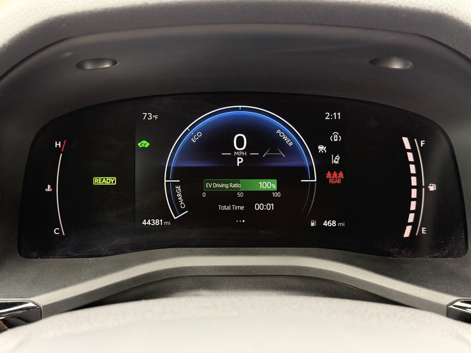 Used 2025 Toyota Camry SE AWD/4WD image 15