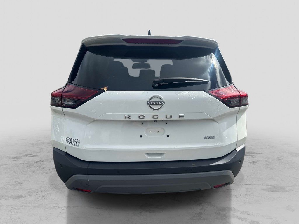Certified 2023 Nissan Rogue S AWD/4WD image 4