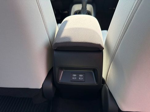 New 2026 Toyota Corolla LE FWD image 27