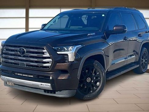 Used 2024 Toyota Sequoia Limited image 1