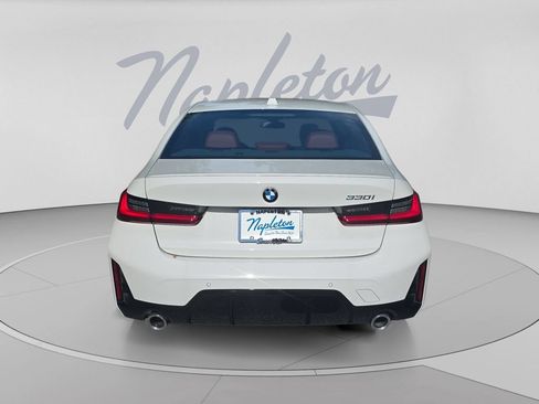 Used 2025 BMW 330i Sedan w/ M Sport Package RWD image 7